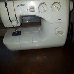 Sewing Machine $25