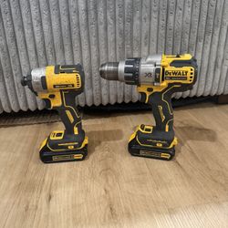 DeWalt 20V MAX XR Brushless Drill & Impact Driver Set w/ Batteries