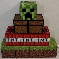 Minecraft birthday decorations