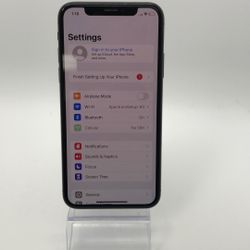 Great condition iPhone X 64 GB 100% battery life unlocked fully tested with certificate and warranty
