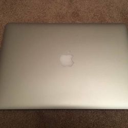 Very Lightly Used 2014 MacBook Pro 15”!!!