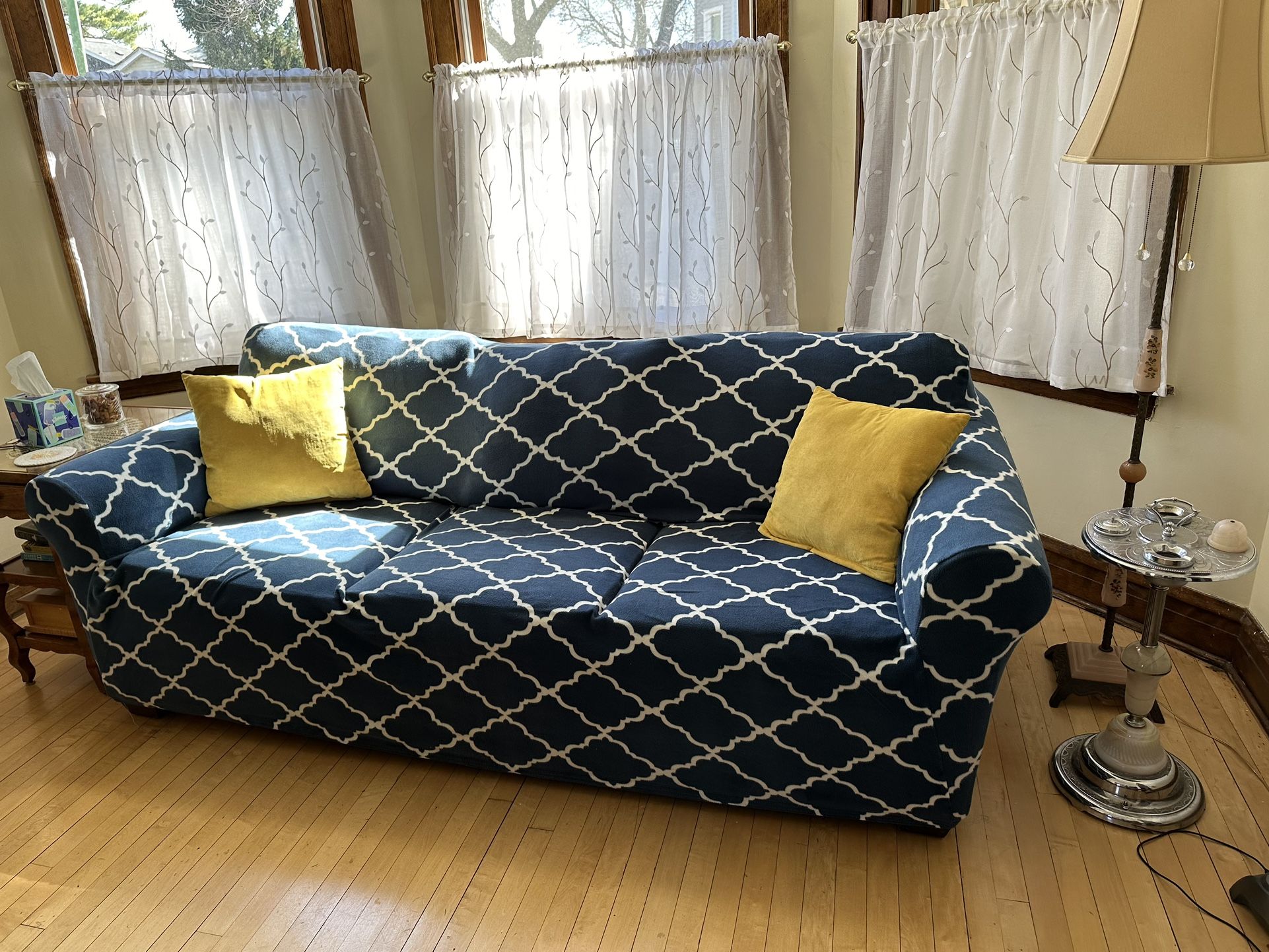 83” Sleeper Couch 