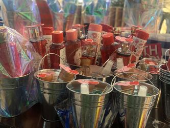 MOTHERS  DAY  BASKETS  SMALL $20/ LARGE $30