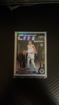 2023-2024 Hoops Premium #25 Victor Wembanyama City Edition Silver Prizm