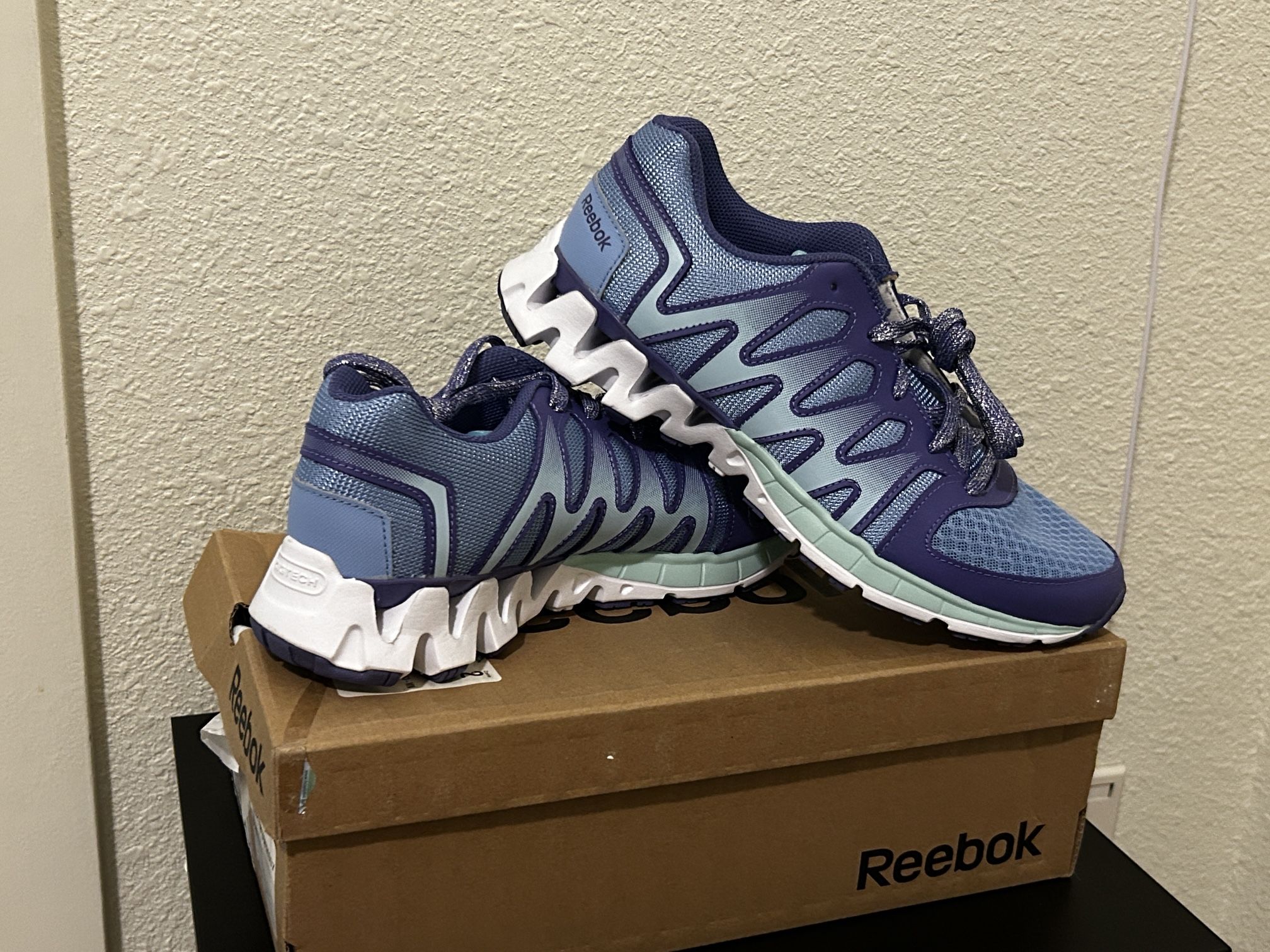 Reebok Womens Tenis Shoes