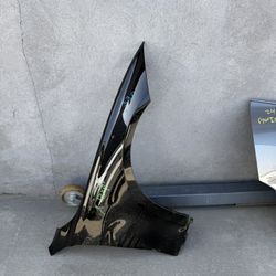 2019 Bmw 330 Right Fender. 