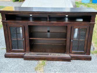 Ashley Signature Design XL Entertainment Center / TV Stand