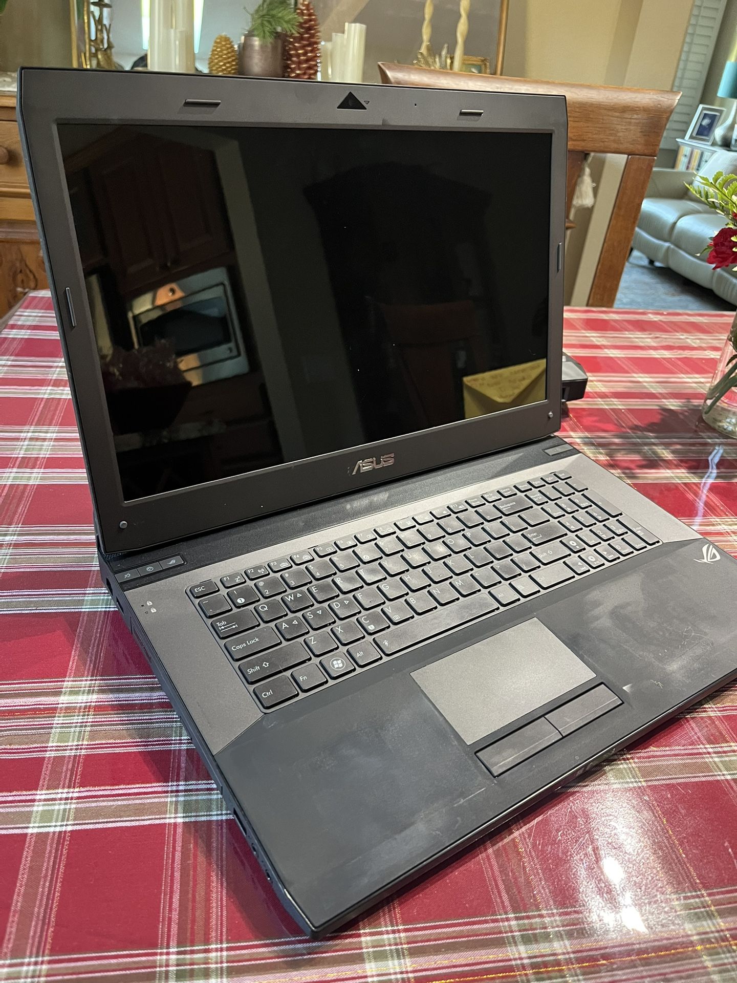 ASUS G73S, i7 Laptop 12GB
