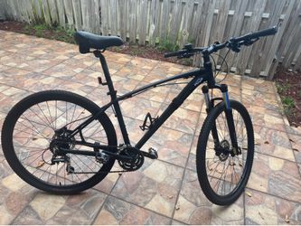 Tommaso bike