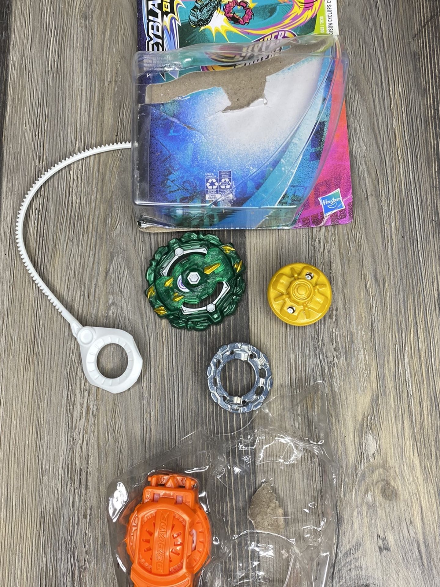 Beyblade Burst Rise Hypersphere Poison Cyclops C5 Starter Pack OPEN BOX