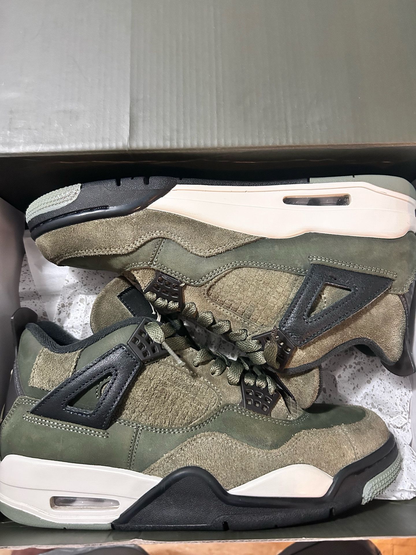 Air Jordan 4 Retro Craft Olive