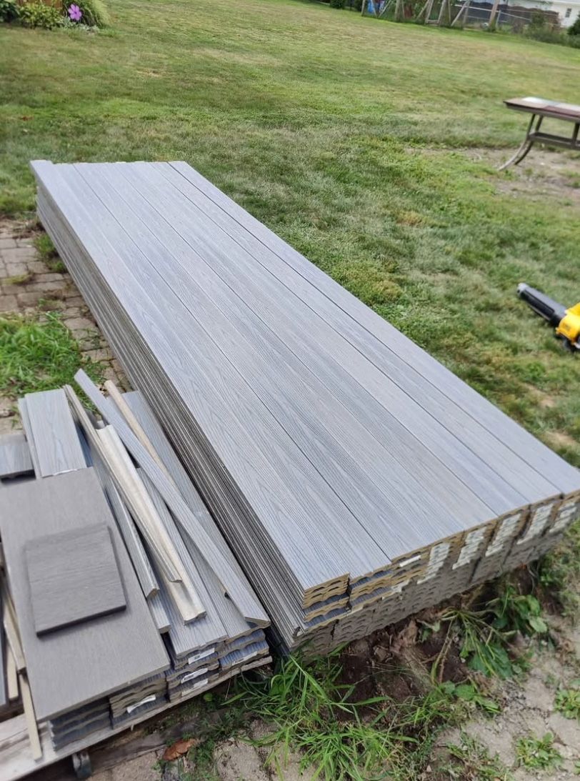 Composite decking