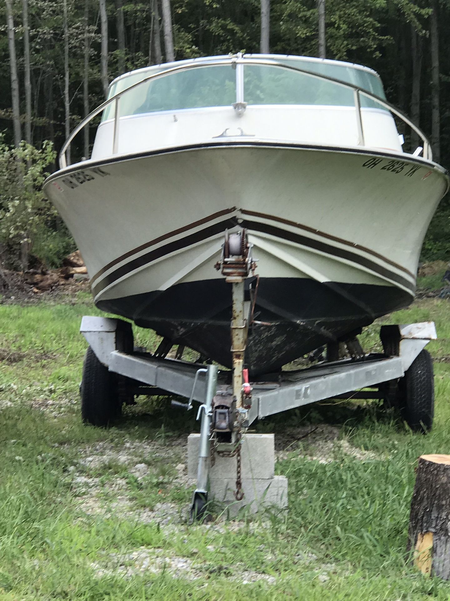 1972 222 Hiliner Boat with trailer & motor