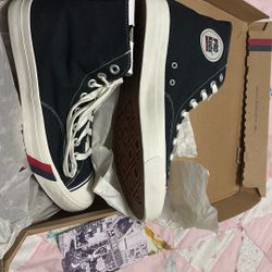 Brand New Pair Of Pro Keds 