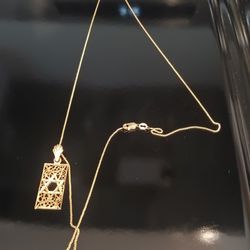 10K David Of Star Openwork Charm And 14k Necklace.