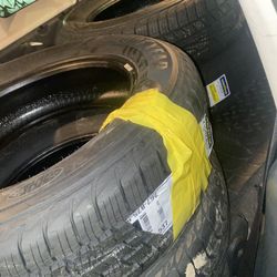 Goodyear Assurance Weather Ready Tires (set Of 4) 215/65R17 99v 