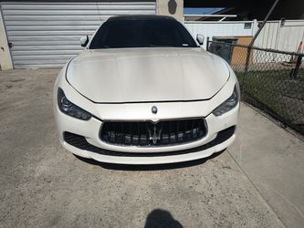 2015 Maserati Ghibli