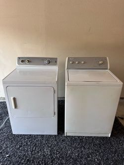 Washer and dryer - they both work 👍🏻