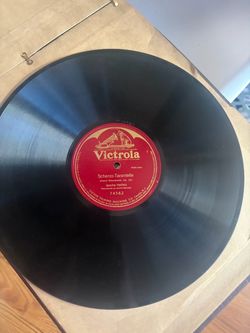 12-inch, single-sided shellac 78 RPM record released by the Victrola Talking Machine Co. (catalog number 74562)