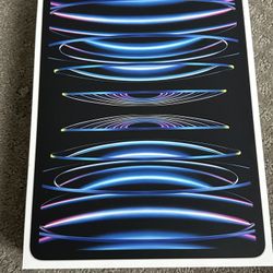 $975 - New Apple iPad Pro 12.9in, 256GB, Wi-Fi, 6th Generation Silver - New and sealed in box