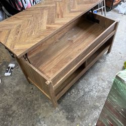 Lifting Coffee Table 