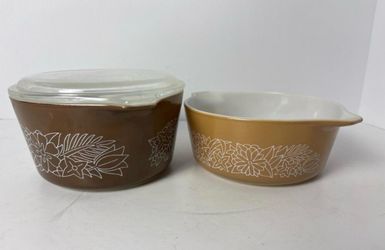 Pyrex Brown Floral Casserole Dish Set