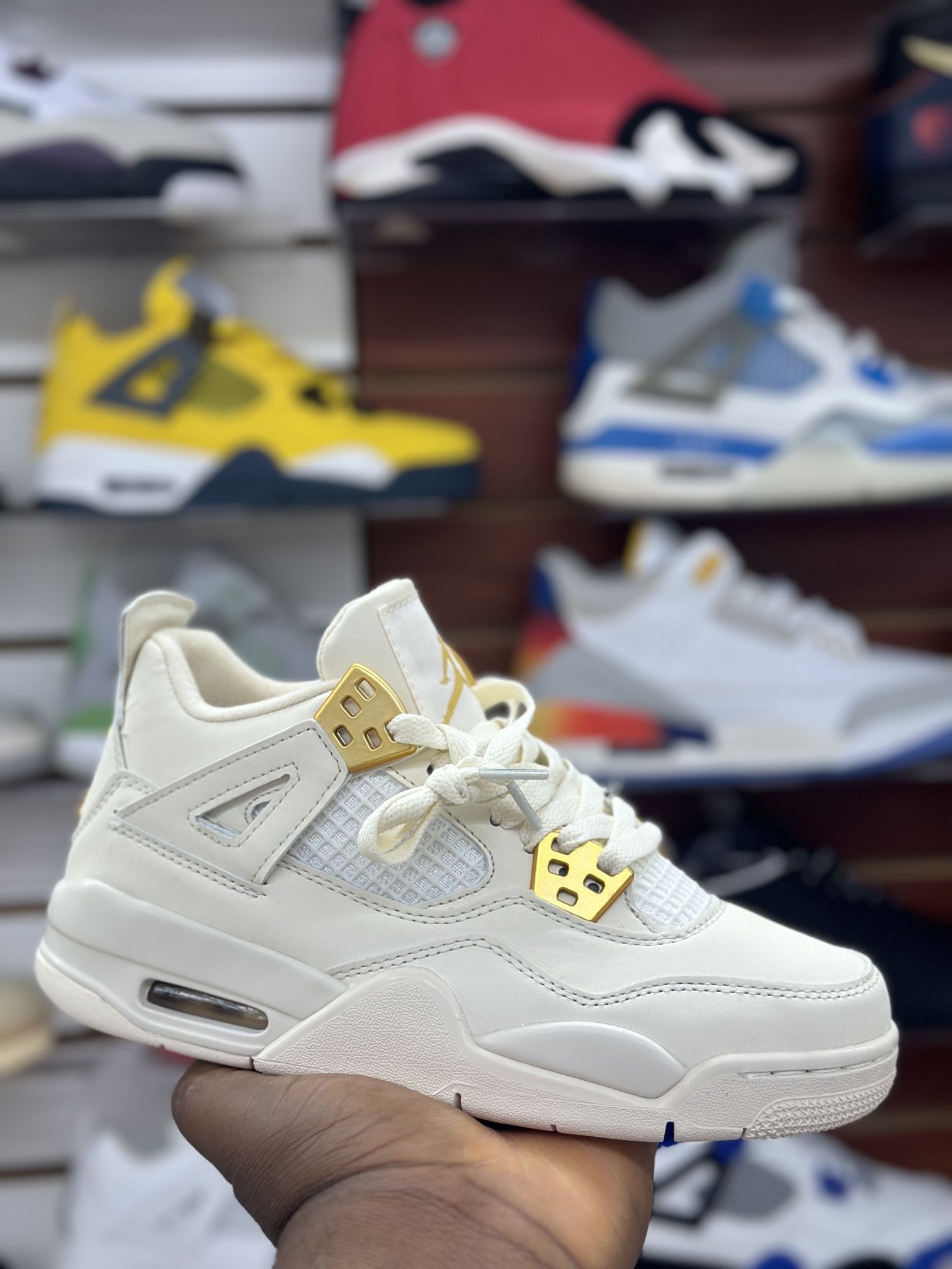 Air Jordan 'metallic Gold'