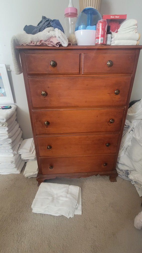 Antique Maple KLING dresser