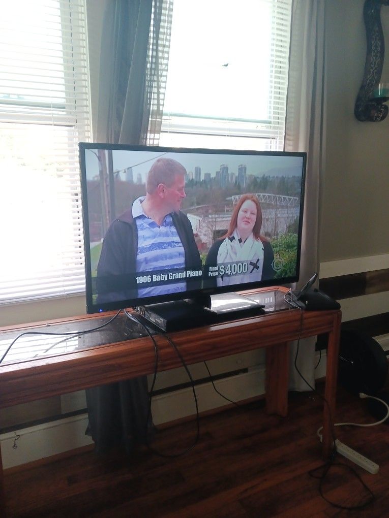 30in TV