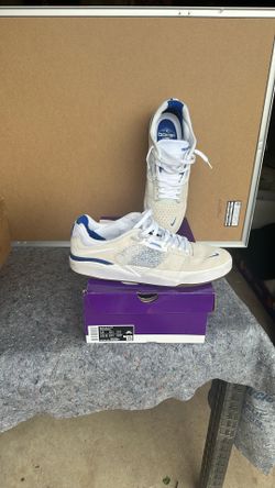 Nike SB Is his Wair Summit White