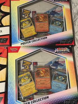 Pokémon Prismatic Evolutions Poster Collection Box