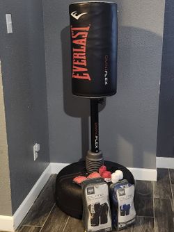 Everlast Omniflex Freestanding Heavy Bag and Accessories