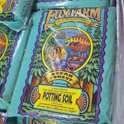 FoxFarm Ocean Forest Potting Soil 12 Quarts