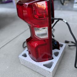 2019+ Silverado OEM LED Taillights