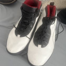 Jordan’s 9s Size 11