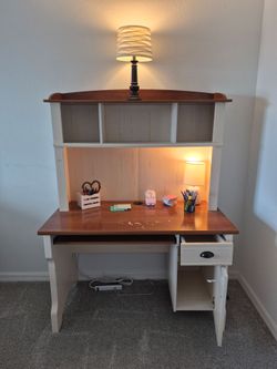 Desk with hutch