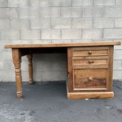 FREE VINTAGE DESK - SOLID WOOD