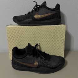 Nike Kobe Mamba Rage ‘Gold Stars’