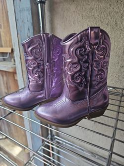 Toddler boots size 8