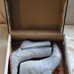 Potrero Boots (Light Blue)