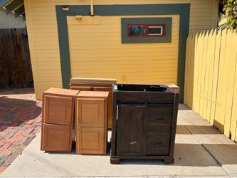 Free wall cabinets and base vanity