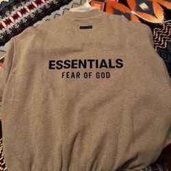 ESSENTIALS Classic Crewneck Sweatshirt