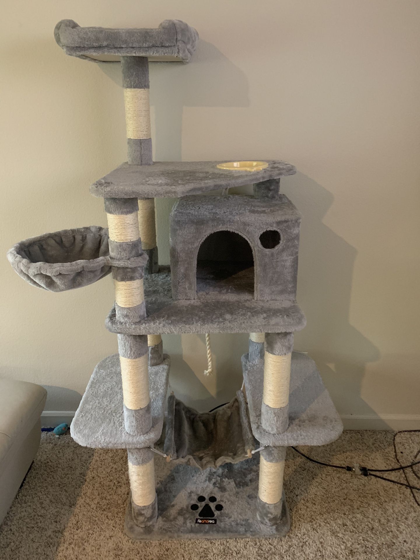 Cat condo