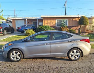 2012 Hyundai Elantra
