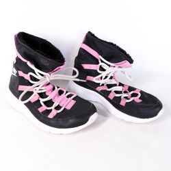 Girls Nike Venture GS Black Pink Faux Fur Lining Boots Shoe AQ9493-002 Size 5.5Y
