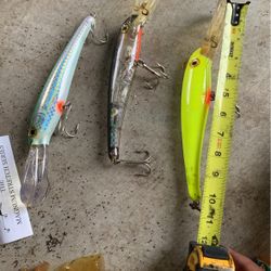 Old Fishing Lures Throw Me A Offer