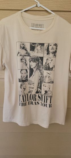 TAYLOR SWIFTS THE ERAS TOUR TSHIRT SIZE  MEDIUM ADULT IN GREAT CONDITION