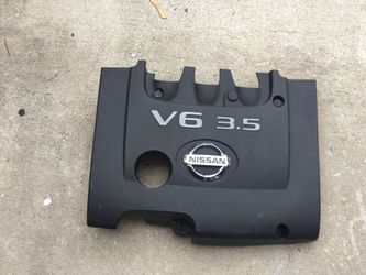 2004-2006 Nissan Quest Engine Cover $10
