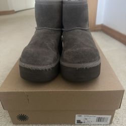 Size 1 Ugg 