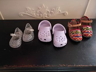 ($5 each) Children Sandals